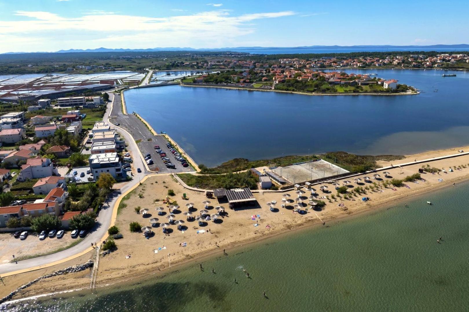 Apartments By The Sea Nin, Zadar - 18457 Exteriör bild